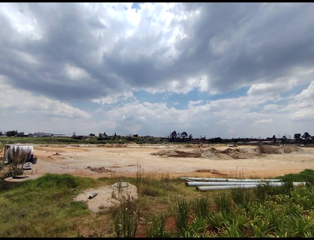 38,026M² VACANT LAND FOR SALE IN GOSFORTH PARK